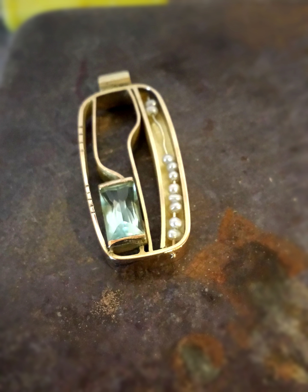 AcquaMarine and Seed Pearl in 18kt gold.