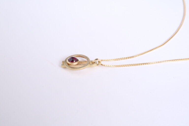 garnet-in-gold-slider-pendant