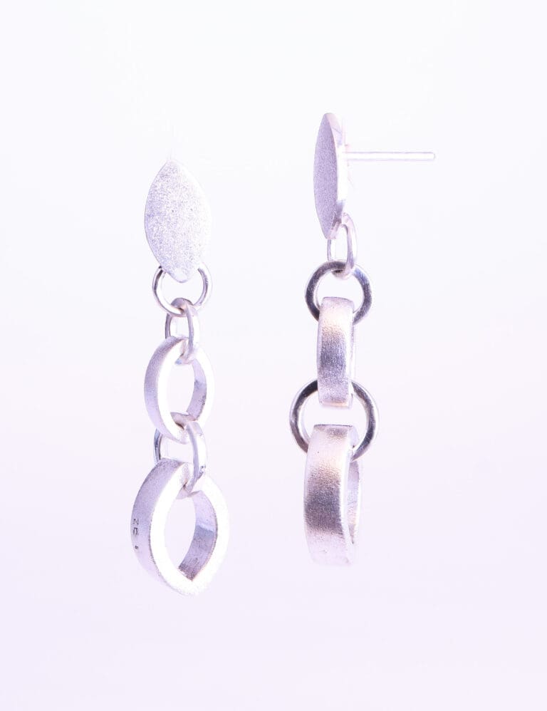 Elipse Chain, Silver, Earrings, Goldsmith, Tiffany Budd, Hand Made Design, Sligo Ireland